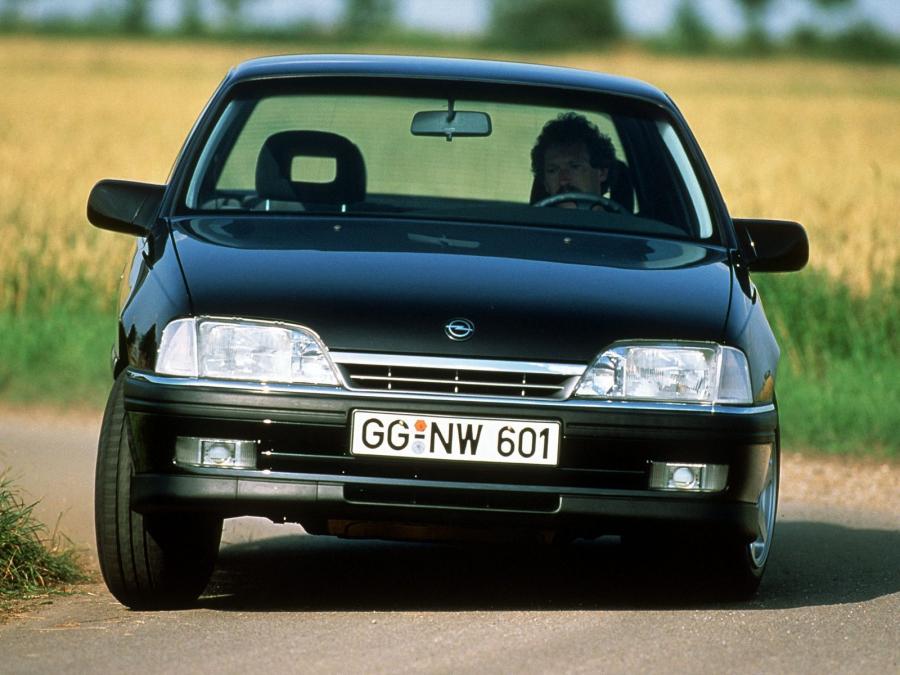  Opel Omega 1990 года  (фото 6 из 7)